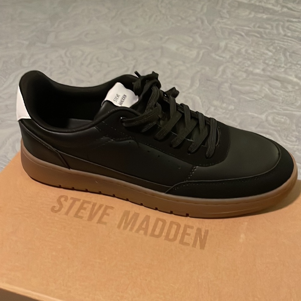 Steve Madden 11 Jack Sneakers in Black Multi